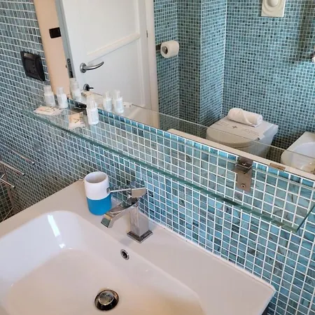 Porta Di 2 Apartamento *